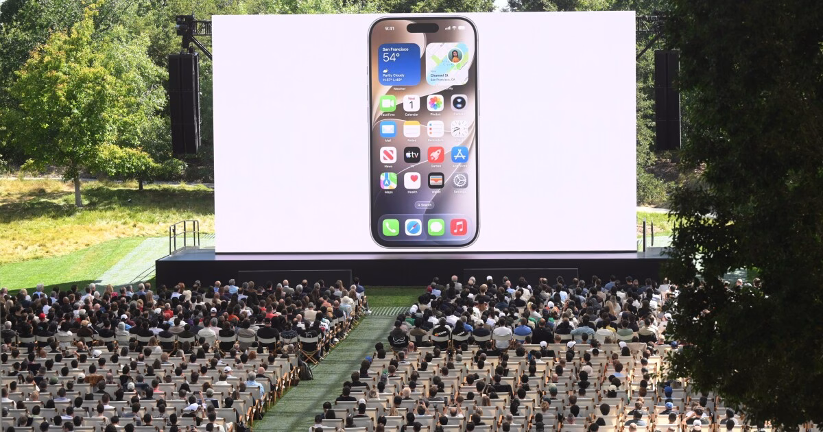 Apple unveils an upgraded Siri voice assistant with new AI features - Scripps News https://indiaprimetv.com/uncategorized-en/apple-unveils-an-upgraded-siri-voice-assistant-with-new-ai-features-scripps-news/